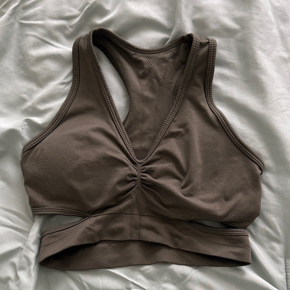 Alphalete Amplify Dark Green Sports Bra